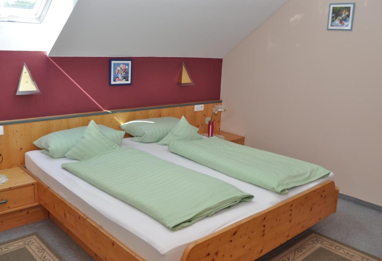 Landhaus Cornelia Bad Birnbach Ruang foto