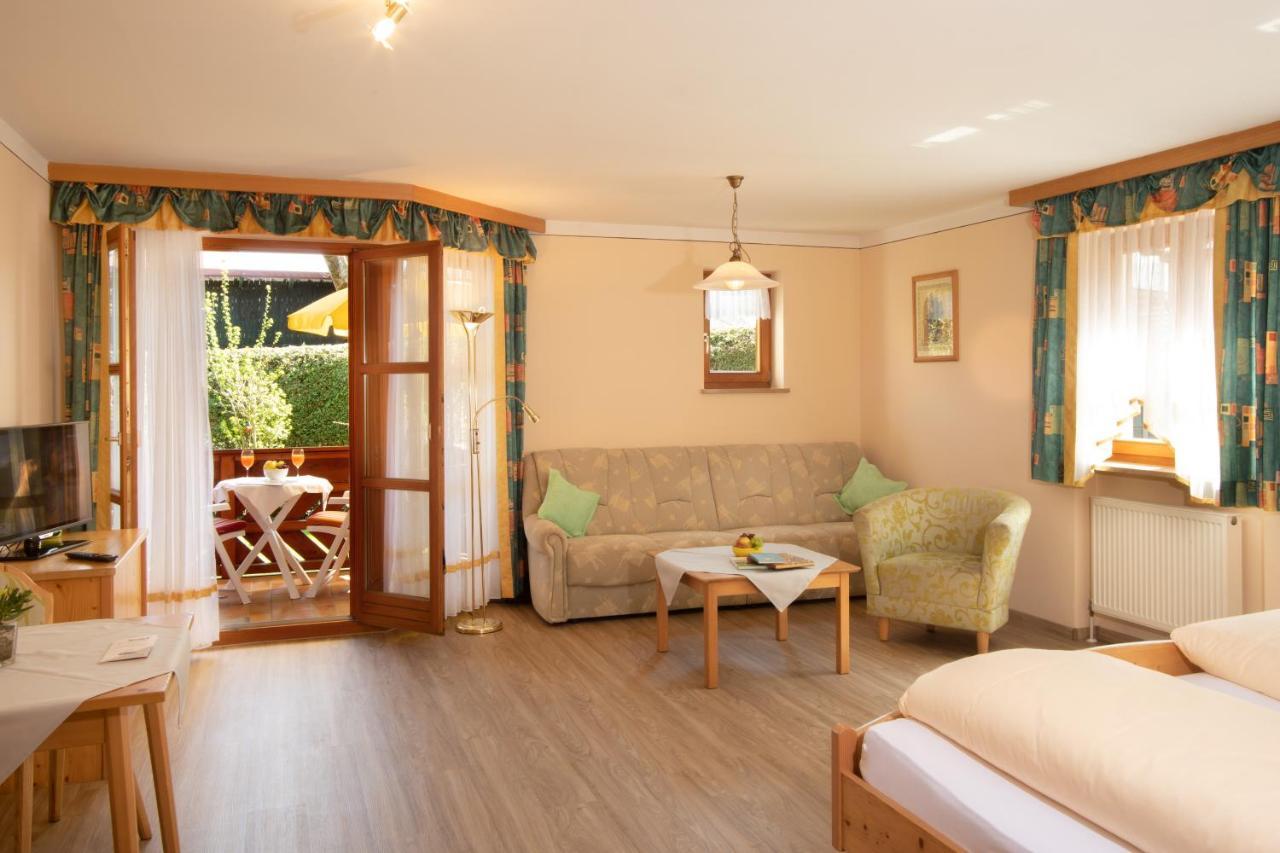 Landhaus Cornelia Bad Birnbach Ruang foto